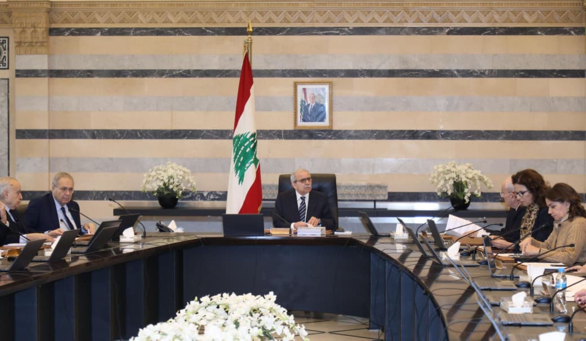 مجلس الوزراء يصعّد بوجه ايران: التأشيرات إلزامية وملاحقة لعناصر الحرس الثوري